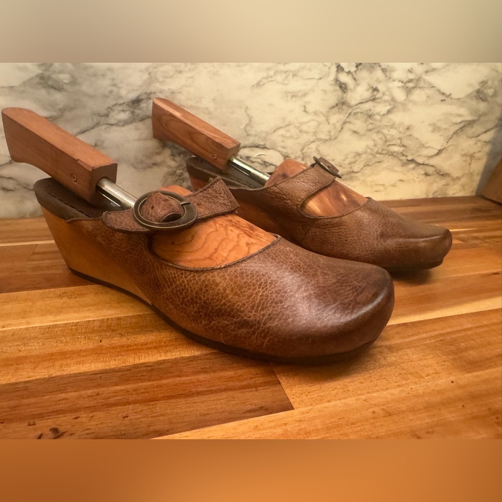 Brown Leather Mary Jane Clogs with chunky heel - Women's Slip-On